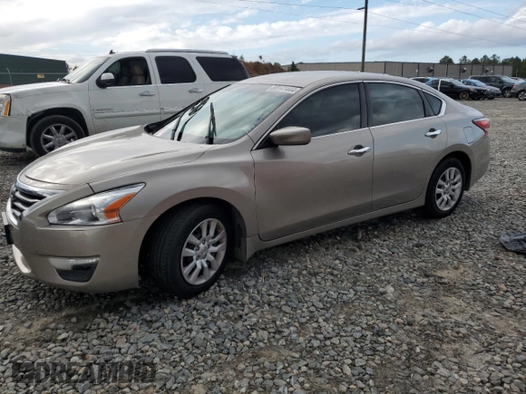 2015 Nissan Altima SV with VIN 1N4AL3AP4FC587793, listed as a Copart auction lot 80141444 with 115,954 mi miles and Salvage Title. Bid and sale history available at DreamBid. Image 1.
