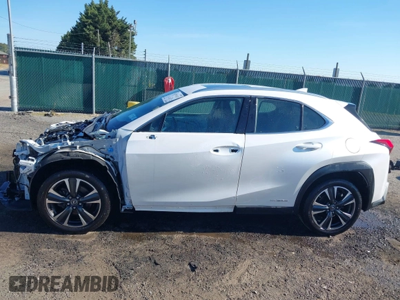 2021 Lexus UX with VIN JTHP9JBH5M2053797, listed as a IAAI auction lot 40718103 with 57,366 mi miles. Bid and sale history available at carsss.com. Image 15.