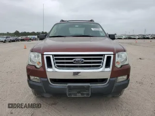 2010 Ford Explorer Sport Trac XLT z VIN 1FMEU3BE2AUF07380, wystawiony jako Copart lot #52099905 z przebiegiem 149 856 mil mil oraz Szkody całkowita. Historia ofert i sprzedaży dostępna na DreamBid. Obrazek 5.