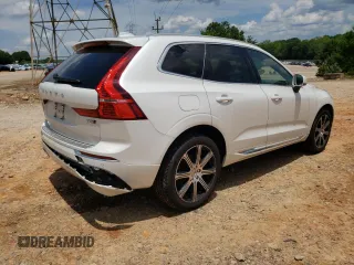 2021 Volvo XC60 Inscription with VIN YV4102RL3M1856578, listed as a Copart auction lot 60994225 with 45,748 mi miles and Salvage title. Bid and sale history available at DreamBid. Image 3.