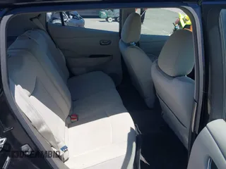 2011 Nissan LEAF SL-e z VIN JN1AZ0CPXBT002569, wystawiony jako IAAI lot #42244671 z przebiegiem 66 753 mil mil oraz . Historia ofert i sprzedaży dostępna na DreamBid. Obrazek 8.