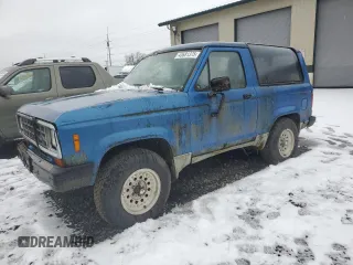 1985 Ford Bronco z VIN 1FMBU14SXFUA96361, wystawiony jako Copart lot #43681375 z przebiegiem 98 999 mil mil oraz Czysty tytuł • Clean title. Historia ofert i sprzedaży dostępna na DreamBid. Obrazek 1.