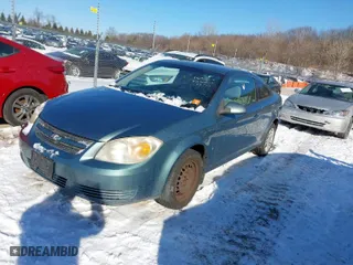 2009 Chevrolet Cobalt LT w/1LT with VIN 1G1AT18HX97158824, listed as a IAAI auction lot 41023261 with 216,949 mi miles. Bid and sale history available at carsss.com. Image 2.
