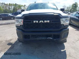 2022 Ram 2500 Tradesman with VIN 3C6UR5CJ6NG203221, listed as a IAAI auction lot 42005686 with 132,446 mi miles. Bid and sale history available at carsss.com. Image 12.