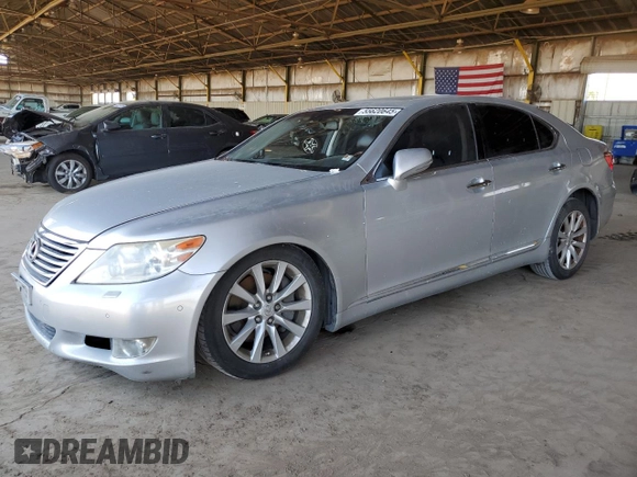 2012 Lexus LS 460 z VIN JTHCL5EF0C5014758, wystawiony jako Copart lot #55620645 z przebiegiem 154 717 mil mil oraz Czysty tytuł • Clean title. Historia ofert i sprzedaży dostępna na DreamBid. Obrazek 1.