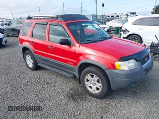 2002 Ford Escape XLT Choice с VIN 1FMCU04142KB77352, выставлен на аукционе IAAI как лот 42274678 с пробегом 175 473 миль миль и . История ставок и продаж доступна на DreamBid. Изображение 1.