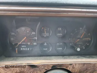1981 Chevrolet Monte Carlo z VIN 1G1AZ37K7BB423127, wystawiony jako Copart lot #51288275 z przebiegiem 86 962 mil mil oraz Tytuł czysty. Historia ofert i sprzedaży dostępna na DreamBid. Obrazek 9.