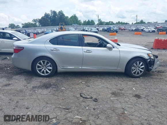 2008 Lexus LS 460 with VIN JTHBL46F785080803, listed as a IAAI auction lot 42484562 with 125,398 mi miles and . Bid and sale history available at DreamBid. Image 13.