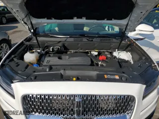 2020 Lincoln Nautilus Standard with VIN 2LMPJ6J96LBL31034, listed as a Copart auction lot 68655304 with 33,338 mi miles and Salvage Title. Bid and sale history available at carsss.com. Image 13.