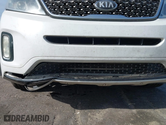 2014 Kia Sorento SX with VIN 5XYKW4A78EG471101, listed as a IAAI auction lot 41718791 with 160,968 mi miles. Bid and sale history available at carsss.com. Image 6.