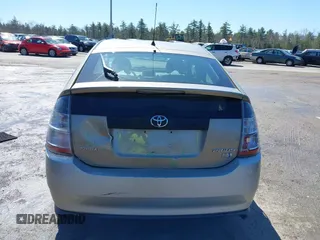 2004 Toyota Prius z VIN JTDKB20U140070419, wystawiony jako IAAI lot #41985652 z przebiegiem 227 401 mil mil oraz . Historia ofert i sprzedaży dostępna na DreamBid. Obrazek 16.