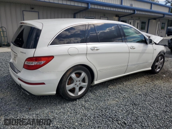 2011 Mercedes-Benz R 350 with VIN 4JGCB2FEXBA128759, listed as a Copart auction lot 74348994 with 116,892 mi miles and Salvage title. Bid and sale history available at DreamBid. Image 3.
