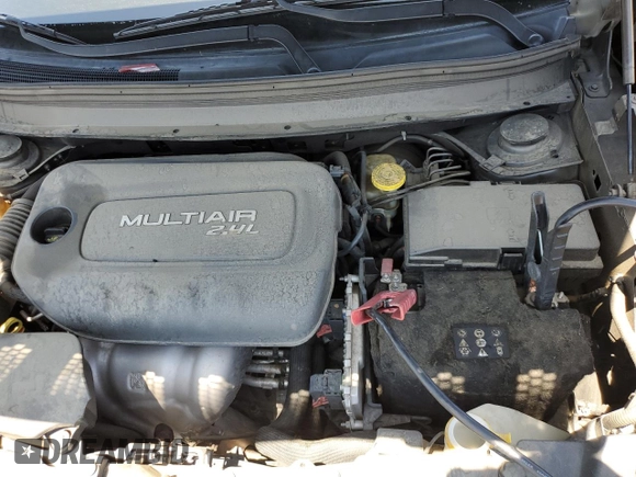 2016 Jeep Cherokee Altitude z VIN 1C4PJLCB2GW171155, wystawiony jako Copart lot #63656425 z przebiegiem 112 589 mil mil oraz Szkoda całkowita • Salvage title. Historia ofert i sprzedaży dostępna na DreamBid. Obrazek 11.