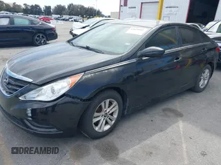 2012 Hyundai Sonata GLS with VIN 5NPEB4AC4CH462892, listed as a IAAI auction lot 41829985 with 220,605 mi miles and . Bid and sale history available at carsss.com. Image 18.