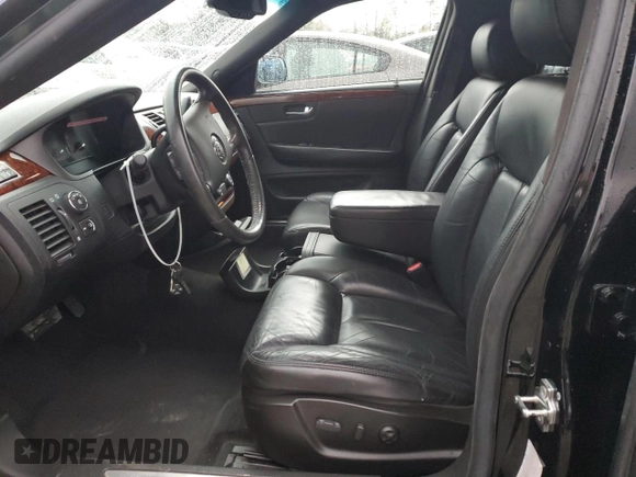 2006 Cadillac DTS Professional z VIN 1GEEH06Y86U500282, wystawiony jako Copart lot #81234904 z przebiegiem 61 611 mil mil oraz Szkoda całkowita • Salvage title. Historia ofert i sprzedaży dostępna na DreamBid. Obrazek 7.