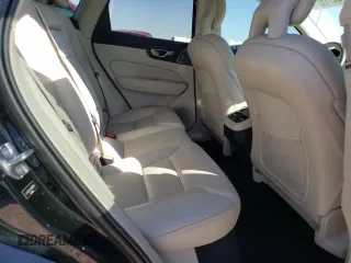 2018 Volvo XC60 Inscription with VIN LYVA22RL9JB082998, listed as a Copart auction lot 74471124 with 73,606 mi miles and Salvage Title. Bid and sale history available at DreamBid. Image 12.