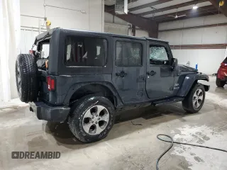 2018 Jeep Wrangler JK Unlimited Sahara with VIN 1C4HJWEG2JL835901, listed as a Copart auction lot 74591474 with 20,389 mi miles and Salvage Title. Bid and sale history available at carsss.com. Image 3.
