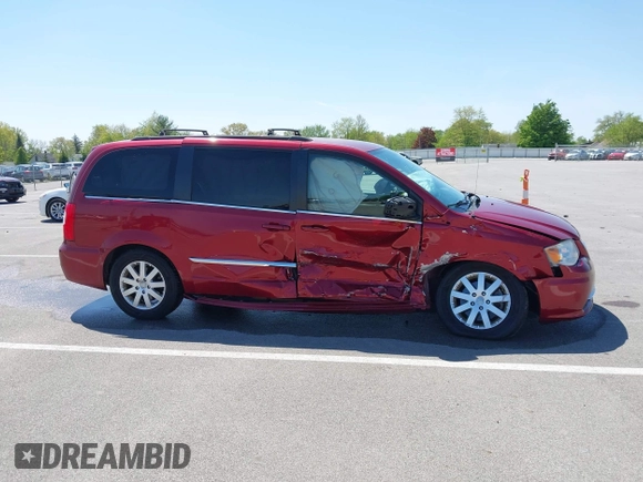 2014 Chrysler Town & Country Touring z VIN 2C4RC1BG7ER433956, wystawiony jako IAAI lot #42230097 z przebiegiem 107 737 mil mil oraz . Historia ofert i sprzedaży dostępna na DreamBid. Obrazek 13.
