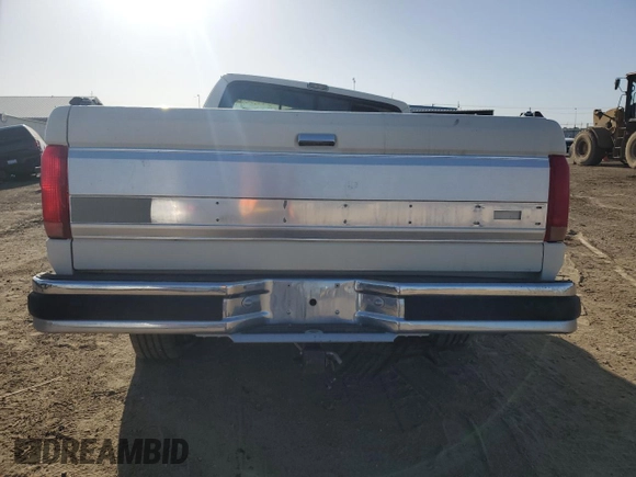 1991 Ford F-150 z VIN 1FTDF15N0MLA02510, wystawiony jako Copart lot #57076235 z przebiegiem 48 260 mil mil oraz Czysty tytuł • Clean title. Historia ofert i sprzedaży dostępna na DreamBid. Obrazek 6.
