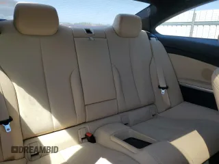 2020 BMW 4 Series 430i z VIN WBA4W3C03LFH13652, wystawiony jako Copart lot #66787724 z przebiegiem 26 490 mil mil oraz Szkoda całkowita • Salvage title. Historia ofert i sprzedaży dostępna na DreamBid. Obrazek 10.