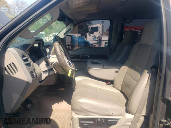2008 Ford F-350 XL with VIN 1FTSW31R28EA05978, listed as a Copart auction lot 52320205 with 187,723 mi miles and Clean Title. Bid and sale history available at DreamBid. Image 7.