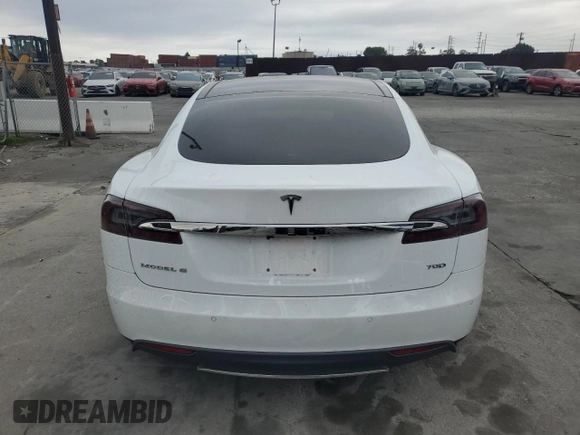 2016 Tesla Model S 90D with VIN 5YJSA1E24GF129280, listed as a Copart auction lot 50654395 with 118,711 mi miles and Salvage Title. Bid and sale history available at DreamBid. Image 6.