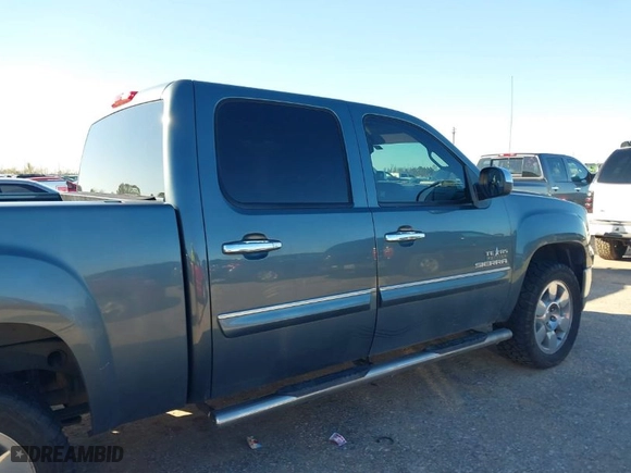 2011 GMC Sierra 1500 SLE with VIN 3GTP1VE02BG290967, listed as a IAAI auction lot 41255905 with 225,609 mi miles. Bid and sale history available at carsss.com. Image 13.