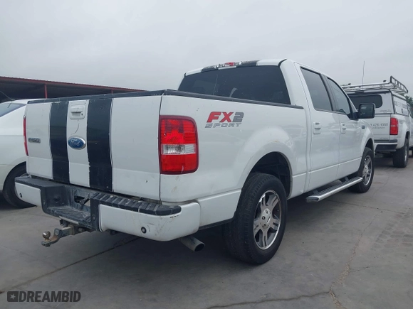 2007 Ford F-150 XLT with VIN 1FTPW12567KD58035, listed as a IAAI auction lot 42115922 with 191,059 mi miles. Bid and sale history available at carsss.com. Image 4.