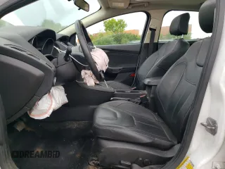 2016 Ford Focus SE z VIN 1FADP3F29GL358431, wystawiony jako Copart lot #63378655 z przebiegiem 152 115 mil mil oraz Szkoda całkowita • Salvage title. Historia ofert i sprzedaży dostępna na DreamBid. Obrazek 7.