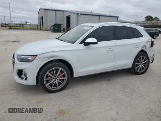 2022 Audi SQ5 Prestige with VIN WA1C4AFY0N2055977, listed as a Copart auction lot 86912774 with 13,290 mi miles and Salvage Title. Bid and sale history available at carsss.com. Image 1.