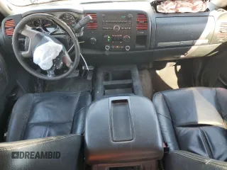 2013 Chevrolet Silverado 3500HD SRW LT with VIN 1GC4K0C8XDF171628, listed as a Copart auction lot 43151905 with 304,003 mi miles and Salvage Title. Bid and sale history available at DreamBid. Image 8.