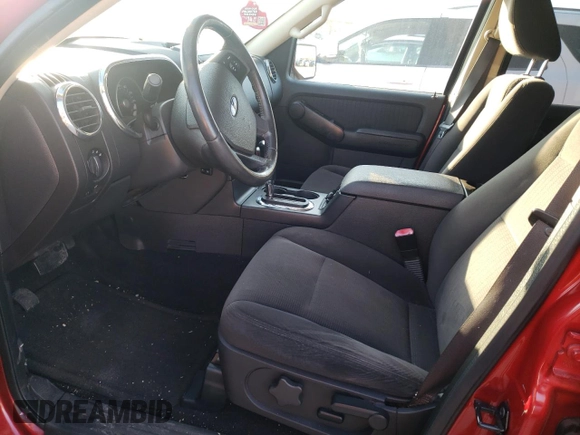 2010 Ford Explorer XLT z VIN 1FMEU6DE8AUA12003, wystawiony jako Copart lot #82814403 z przebiegiem 119 721 mil mil oraz Szkoda całkowita • Salvage title. Historia ofert i sprzedaży dostępna na DreamBid. Obrazek 7.