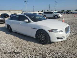 2017 Jaguar XJ Portfolio с VIN SAJWJ2GD3H8W07844, выставлен на аукционе Copart как лот 63762435 с пробегом Не указан миль и Чистый • Clean title. История ставок и продаж доступна на DreamBid. Изображение 4.