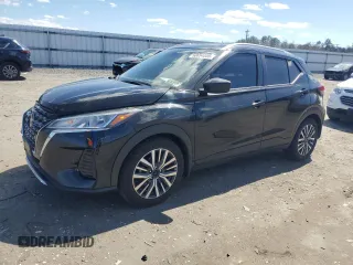 2022 Nissan Kicks SV with VIN 3N1CP5CVXNL526274, listed as a Copart auction lot 50654805 with 78,185 mi miles and Salvage Title. Bid and sale history available at carsss.com. Image 1.
