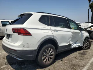 2020 Volkswagen Tiguan S with VIN 3VV1B7AX3LM055371, listed as a Copart auction lot 59814945 with 40,078 mi miles and Salvage title. Bid and sale history available at DreamBid. Image 3.