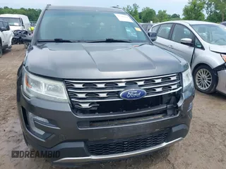 2017 Ford Explorer XLT z VIN 1FM5K8D87HGB29110, wystawiony jako IAAI lot #42523409 z przebiegiem 124 818 mil mil oraz . Historia ofert i sprzedaży dostępna na DreamBid. Obrazek 6.