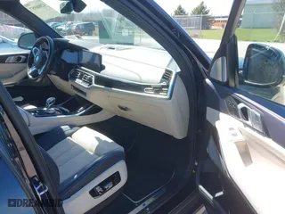 2019 BMW X7 xDrive50i with VIN 5UXCX4C52KLS36334, listed as a IAAI auction lot 42066957 with 43,003 mi miles. Bid and sale history available at carsss.com. Image 5.