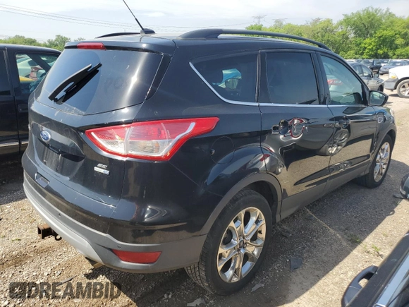 2016 Ford Escape SE z VIN 1FMCU9G95GUC20713, wystawiony jako Copart lot #56719445 z przebiegiem 136 121 mil mil oraz Szkoda całkowita • Salvage title. Historia ofert i sprzedaży dostępna na DreamBid. Obrazek 3.