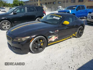 2015 BMW Z4 sDrive28i z VIN WBALL5C58FP557714, wystawiony jako Copart lot #56955565 z przebiegiem 107 962 mil mil oraz Szkoda całkowita • Salvage title. Historia ofert i sprzedaży dostępna na DreamBid. Obrazek 1.