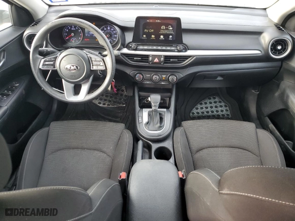 2020 Kia Forte LXS with VIN 3KPF24AD5LE186739, listed as a Copart auction lot 84749924 with 68,961 mi miles and Salvage Title. Bid and sale history available at carsss.com. Image 8.