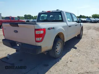 2022 Ford F-150 XL с VIN 1FTFW1E5XNKE91143, выставлен на аукционе IAAI как лот 42823433 с пробегом 74 617 миль миль и . История ставок и продаж доступна на DreamBid. Изображение 4.