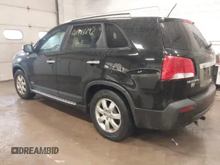 2012 Kia Sorento LX with VIN 5XYKTDA22CG283040, listed as a IAAI auction lot 41948892 with 266,330 mi miles. Bid and sale history available at carsss.com. Image 3.