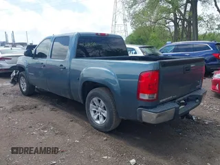 2008 GMC Sierra 1500 SLE1 z VIN 2GTEC130981215732, wystawiony jako IAAI lot #42148199 z przebiegiem 199 218 mil mil oraz . Historia ofert i sprzedaży dostępna na DreamBid. Obrazek 3.