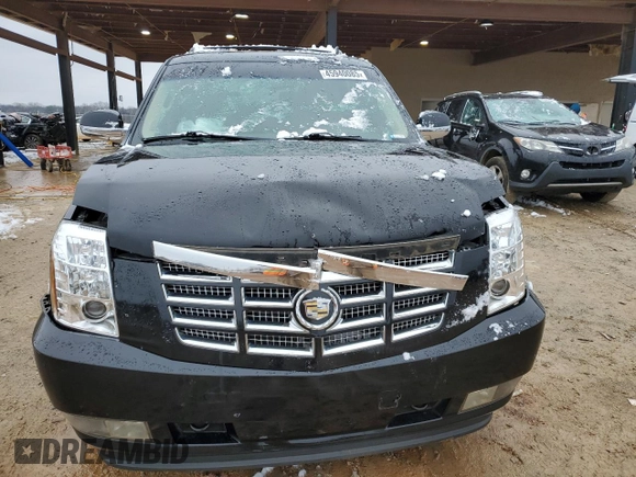 2012 Cadillac Escalade Luxury z VIN 1GYS4BEF2CR146125, wystawiony jako Copart lot #45940085 z przebiegiem 214 164 mil mil oraz Szkoda całkowita • Salvage title. Historia ofert i sprzedaży dostępna na DreamBid. Obrazek 5.