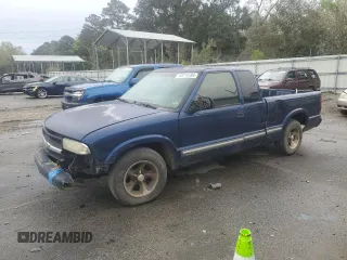2001 Chevrolet S-10 LS with VIN 1GCCS19W618115841, listed as a Copart auction lot 50214595 with 275,590 mi miles and Salvage Title. Bid and sale history available at DreamBid. Image 1.
