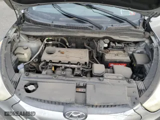2013 Hyundai Tucson GLS with VIN KM8JU3AC2DU631636, listed as a Copart auction lot 53280025 with 205,311 mi miles and Non Repairable. Bid and sale history available at carsss.com. Image 12.