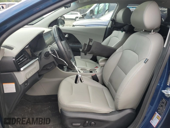 2022 Kia Niro Touring SE with VIN KNDCC3LC3N5536771, listed as a Copart auction lot 59020314 with 33,840 mi miles and Salvage Title. Bid and sale history available at carsss.com. Image 7.
