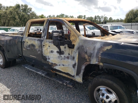 2021 Chevrolet Silverado 3500HD LT with VIN 1GC4YTEY0MF291337, listed as a Copart auction lot 73113434 with 0 mi miles and Non Repairable. Bid and sale history available at carsss.com. Image 9.