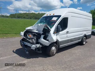 2021 Ford Transit Cargo z VIN 1FTBF4X81MKA80705, wystawiony jako IAAI lot #41929575 z przebiegiem Nie podano mil oraz . Historia ofert i sprzedaży dostępna na DreamBid. Obrazek 2.