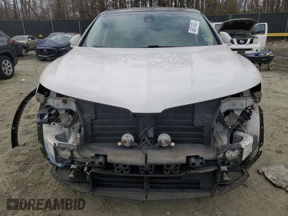 2016 Lincoln MKX Reserve with VIN 2LMTJ8LR1GBL66917, listed as a Copart auction lot 46974925 with 111,994 mi miles and Salvage Title. Bid and sale history available at carsss.com. Image 5.